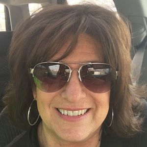 Meet your Posher, Veronica